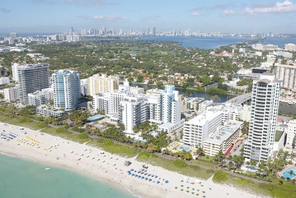 miami-5152178_1280._strip.jpeg.thumb.jpg.ef3c8b8baf3512cc439b0963f2d67b1e.jpg